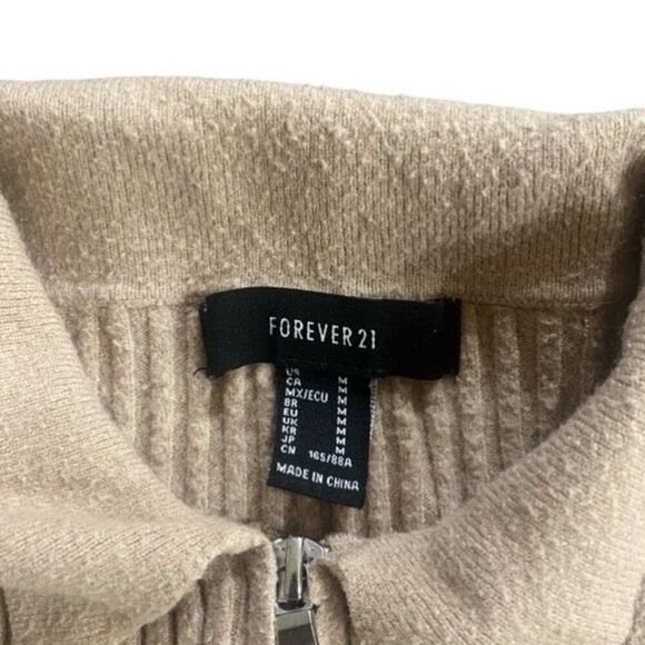 Forever 21 Y2K collared front zip ribbed cropped medium blouse tan - Picture 3 of 5